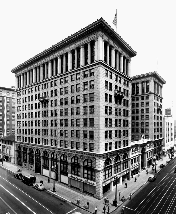 Pacific Mutual Bldg. 1940 WM.jpg